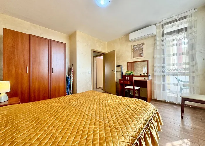 Bratanov Ashton Hall Appartement